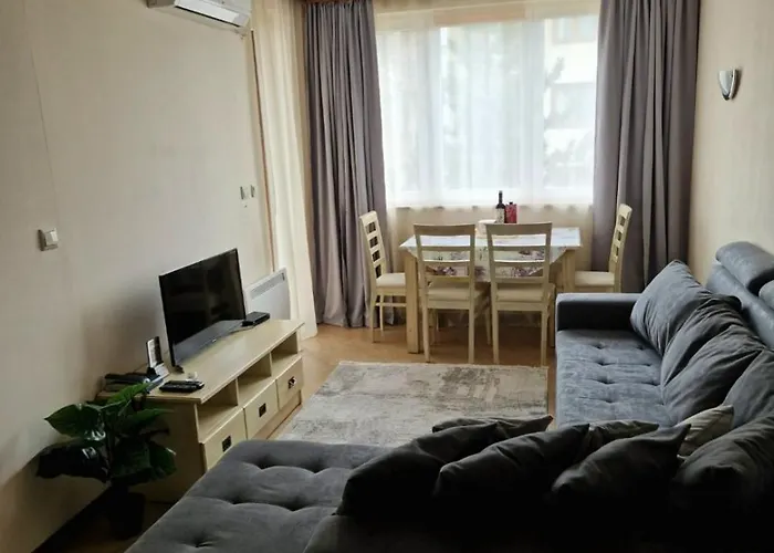 아파트 Pirin Golf & 라즐로그